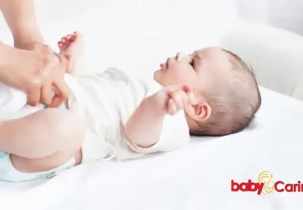 How to change baby diaper